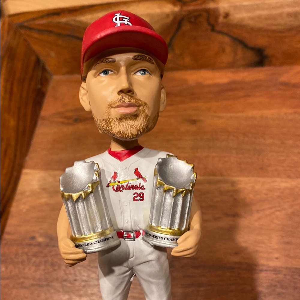 Chris Carpenter St. Louis Cardinals Bobblehead with two World Series trophies